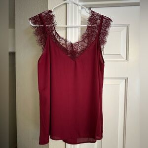 Women’s lace tank top